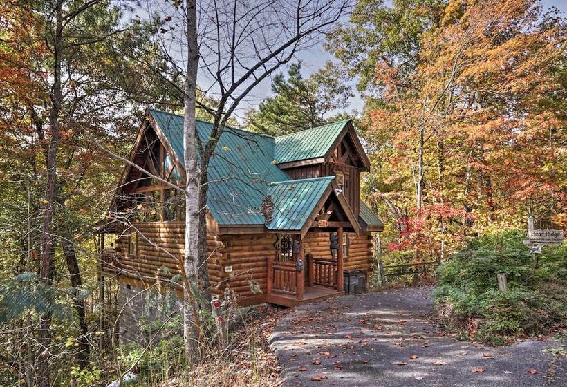 Smoky Mountain Log Cabin: 7 Mi To Gatlinburg!