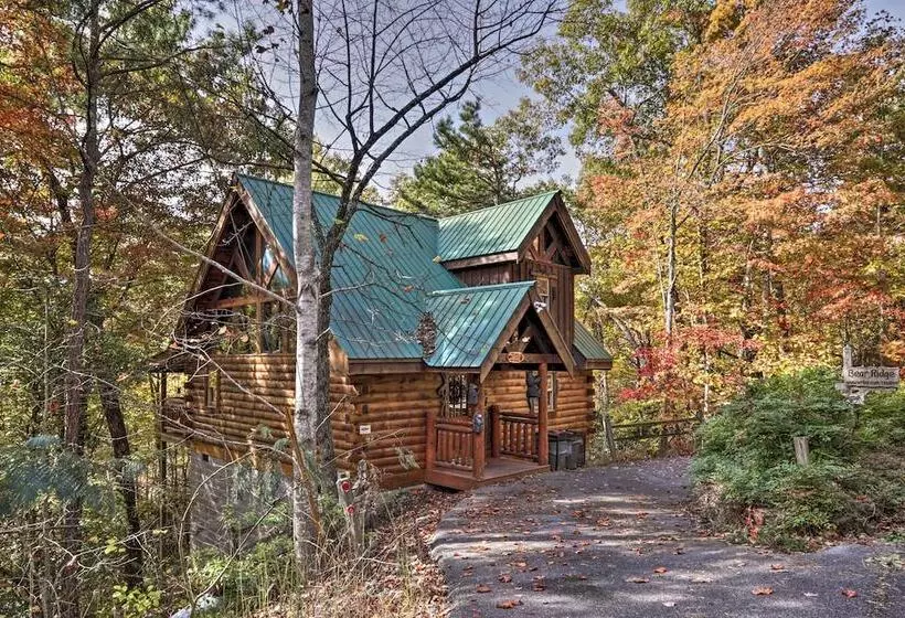Smoky Mountain Log Cabin: 7 Mi To Gatlinburg!