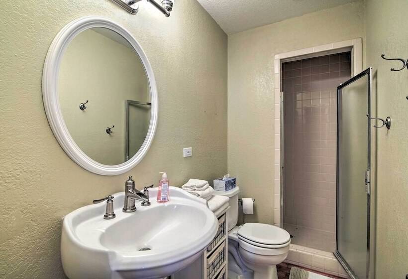 Del Rio Home W/ Lake Access & Boat Storage!