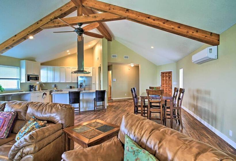 Del Rio Home W/ Lake Access & Boat Storage!