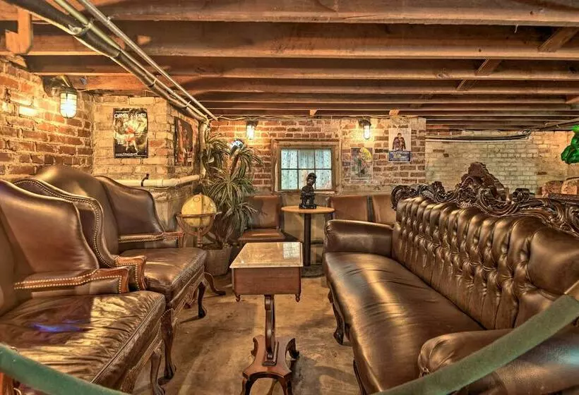 Downtown Daytona Beach Home: Walk To Halifax River