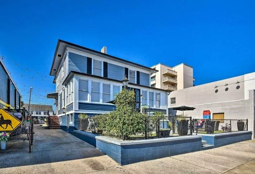 Downtown Daytona Beach Home: Walk To Halifax River