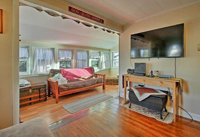 Steps To Cape Cod Canal: Buzzards Bay Home