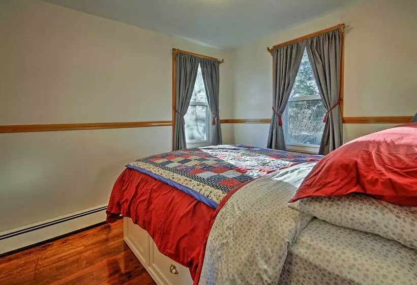 Steps To Cape Cod Canal: Buzzards Bay Home