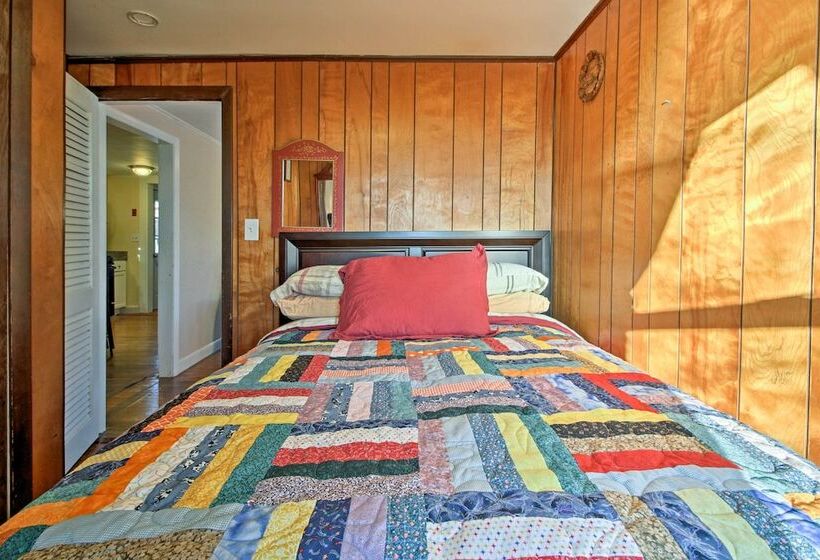 Steps To Cape Cod Canal: Buzzards Bay Home