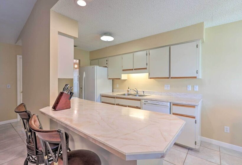 Edgewater Abode ~ 7 Mi To New Smyrna Beach!