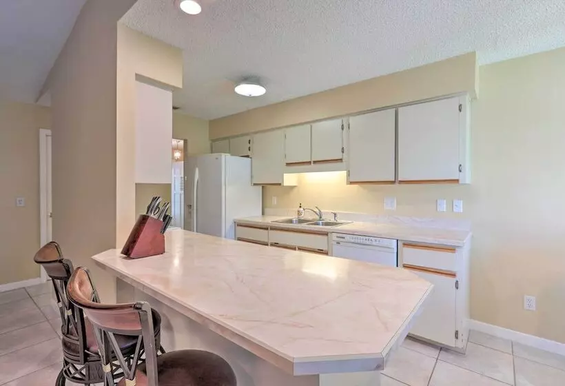 Edgewater Abode ~ 7 Mi To New Smyrna Beach!