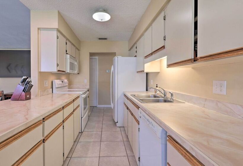 Edgewater Abode ~ 7 Mi To New Smyrna Beach!