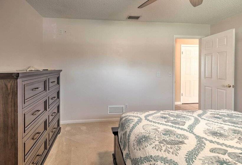 Edgewater Abode ~ 7 Mi To New Smyrna Beach!