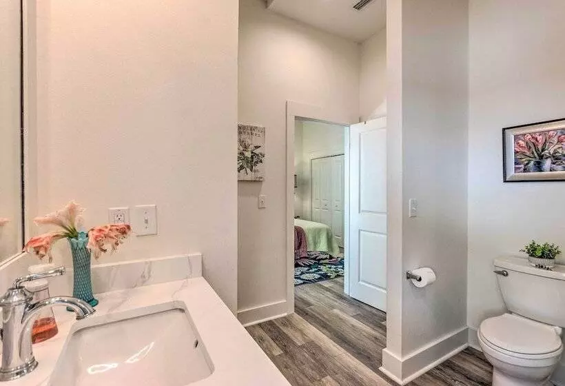 Exquisite  Sugar Magnolia  Abode Near Beach!