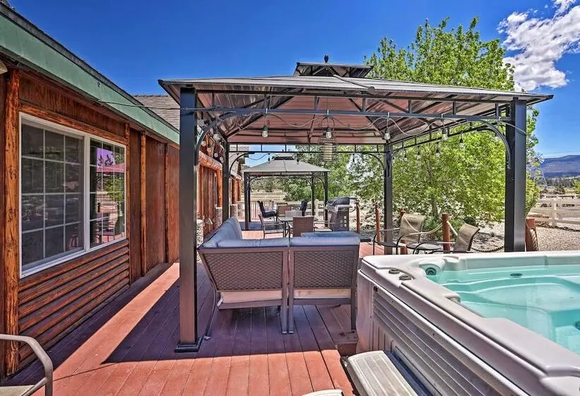 Hot Tub & Mtn Views: Peaceful Big Bear Home!