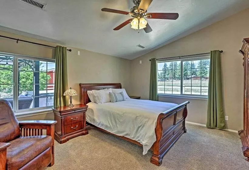 Hot Tub & Mtn Views: Peaceful Big Bear Home!