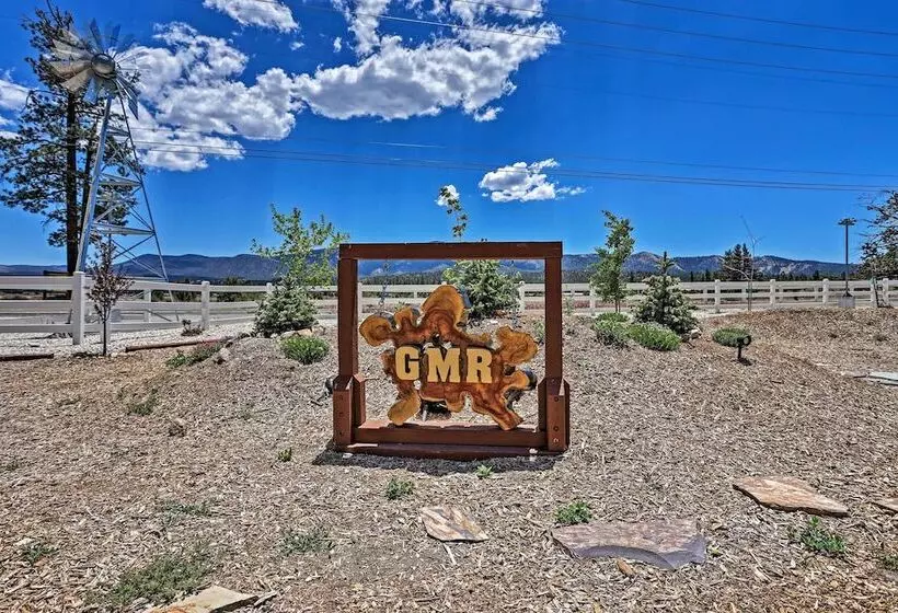Hot Tub & Mtn Views: Peaceful Big Bear Home!