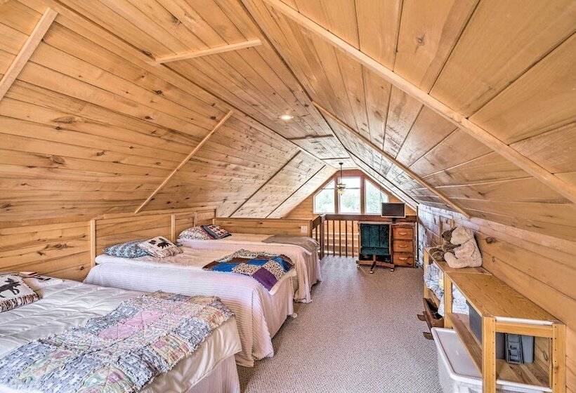 Grand Jefferson Home W/ Stunning Mtn Views!