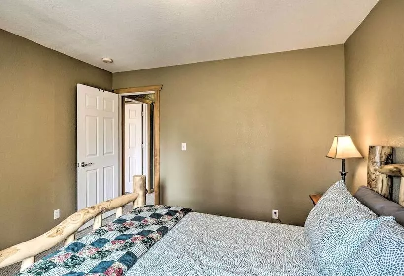 Grand Jefferson Home W/ Stunning Mtn Views!