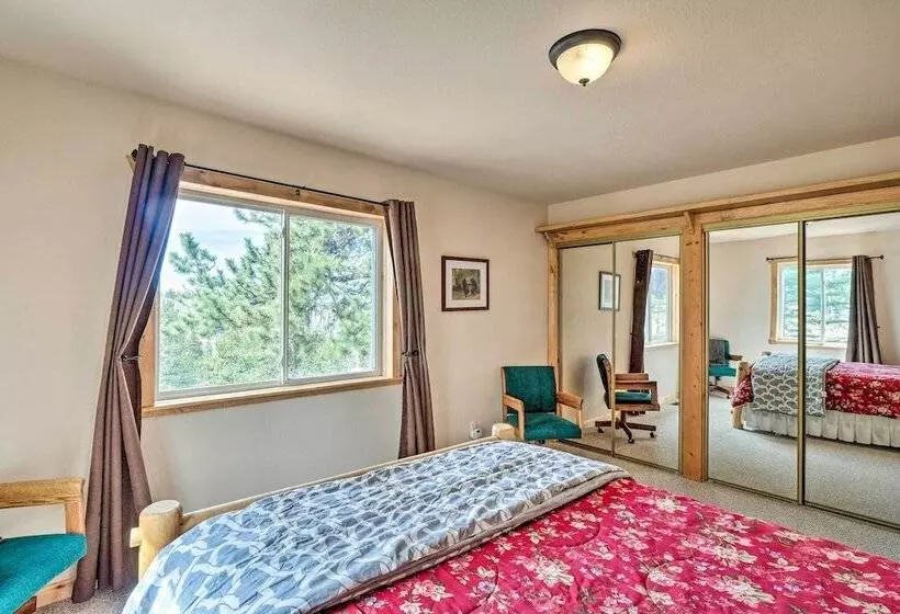 Grand Jefferson Home W/ Stunning Mtn Views!