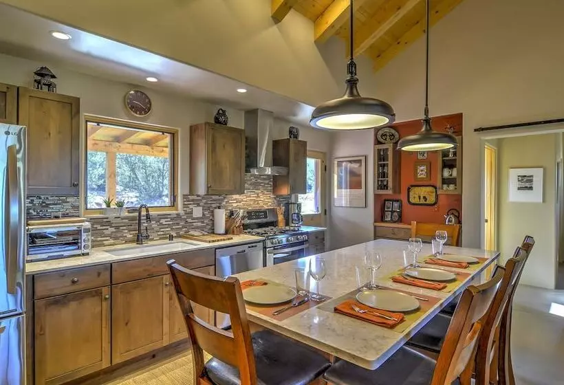 Hidden Santa Fe Gem   Nestled In Tesuque Hills!