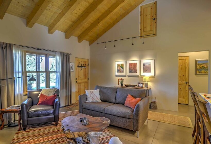 Hidden Santa Fe Gem   Nestled In Tesuque Hills!