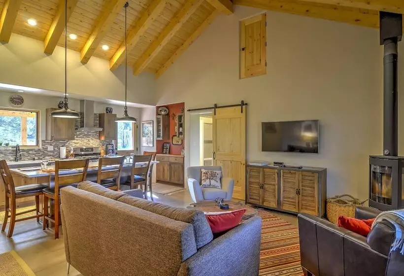Hidden Santa Fe Gem   Nestled In Tesuque Hills!