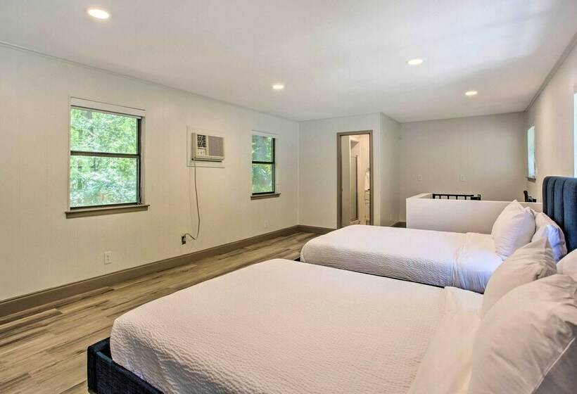 Lake Texoma Escape W/ Private Balcony & Grill