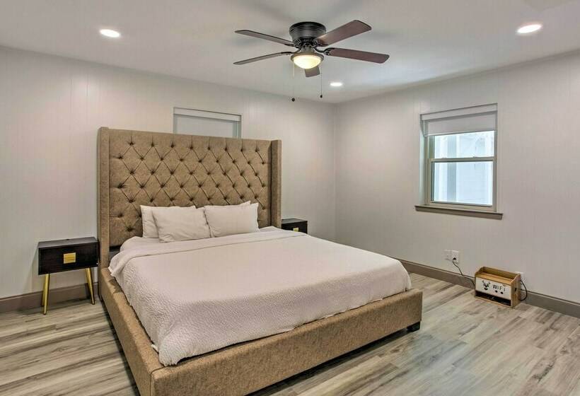 Lake Texoma Escape W/ Private Balcony & Grill