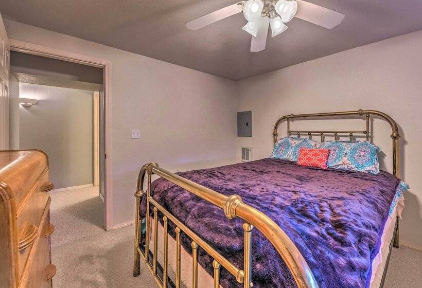 Cloudcroft Escape W/ Forest Views!