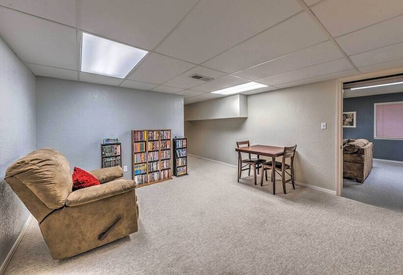 Cloudcroft Escape W/ Forest Views!