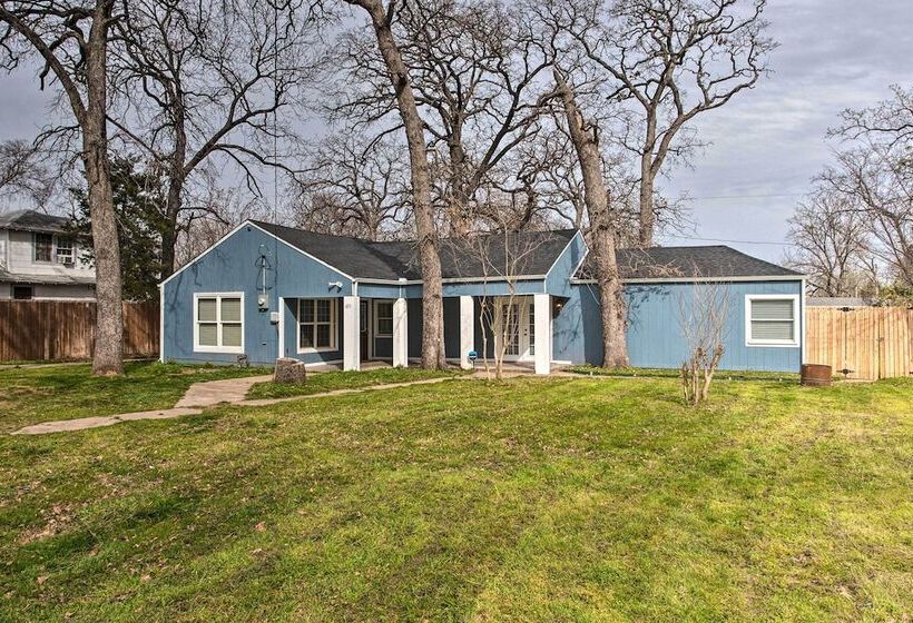 Walk To At&t Stadium: Arlington Home W/ Yard!