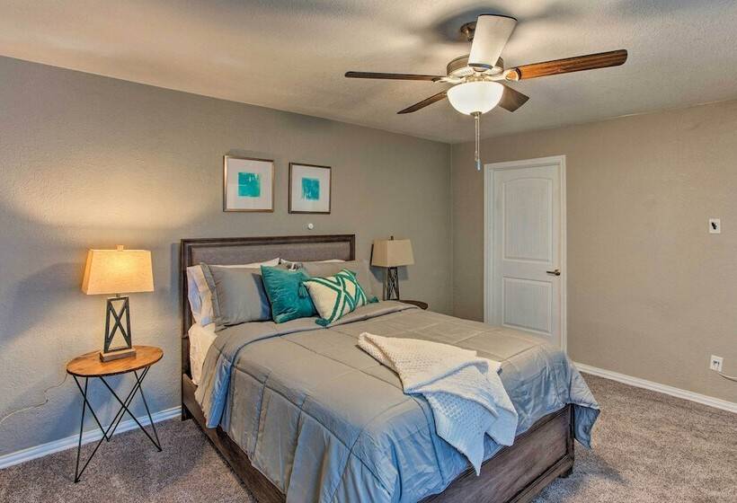 Walk To At&t Stadium: Arlington Home W/ Yard!