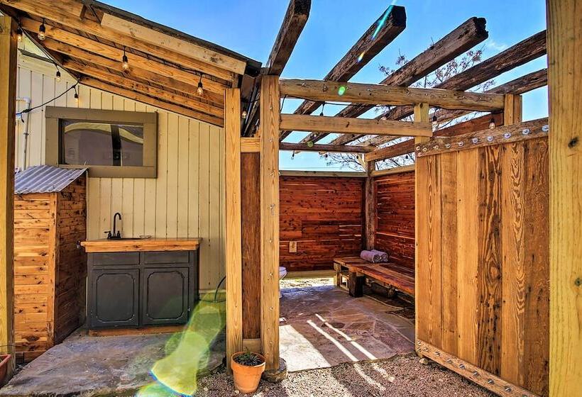 Home W/ Large Deck & Bbq Grill In New Braunfels