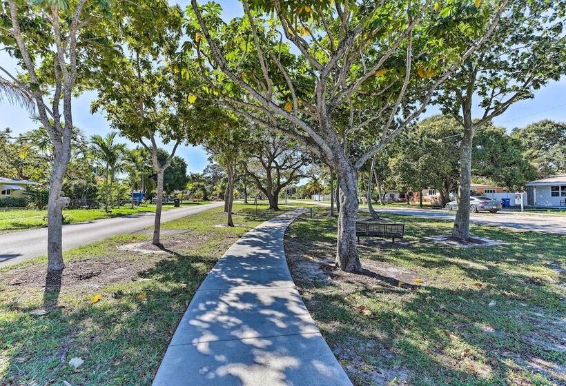 North Miami Beach Rental: Near Walking Park!