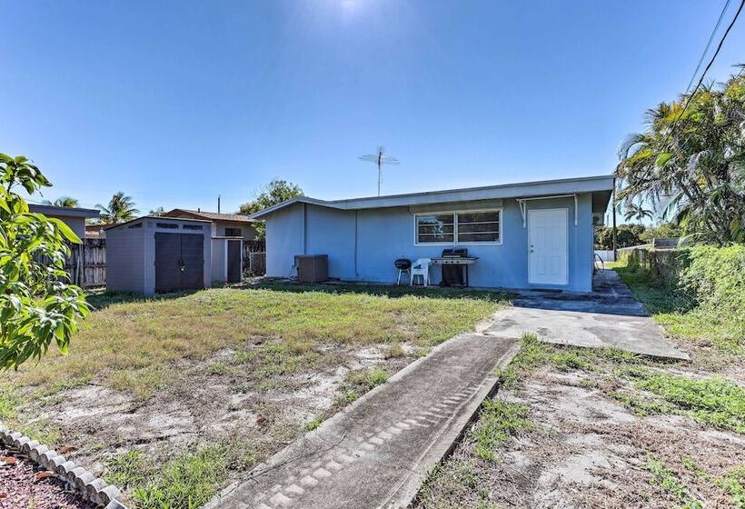 North Miami Beach Rental: Near Walking Park!