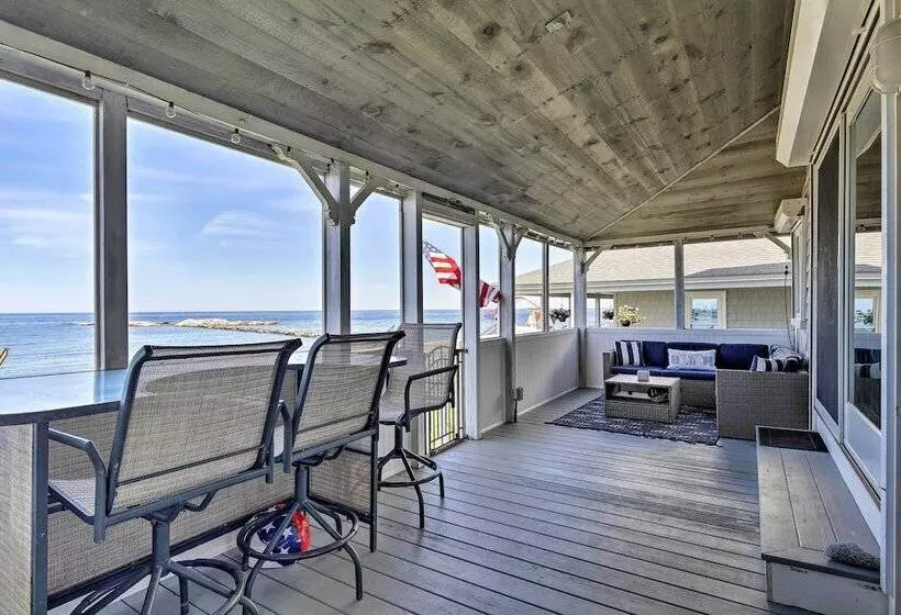 Oceanfront Cape Cod Home W/ Porch, Yard + Grill!