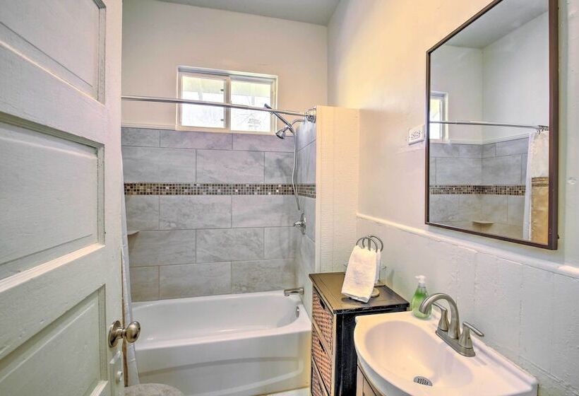 Pet Friendly Home < 1 Mi To Hot Springs Natl Park