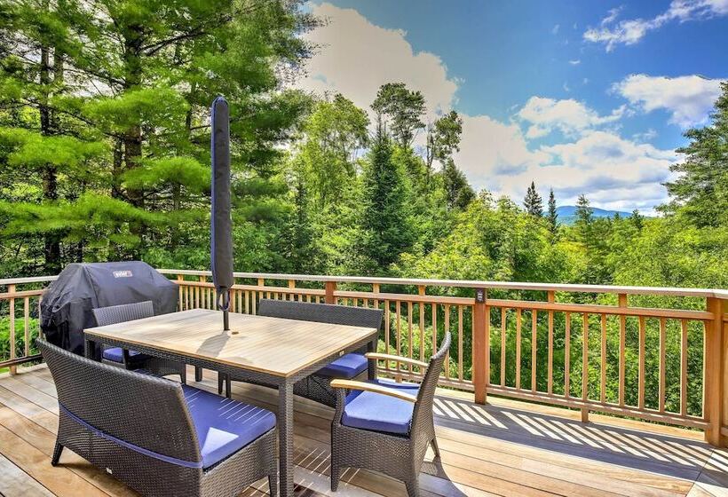 Pet Friendly House W/ Deck 10 Mi To Stowe Mtn!