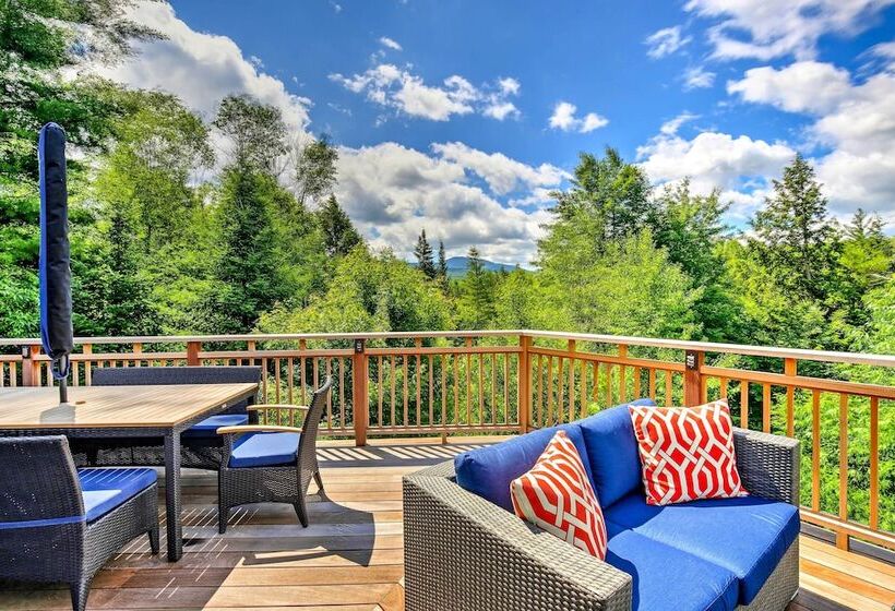 Pet Friendly House W/ Deck 10 Mi To Stowe Mtn!
