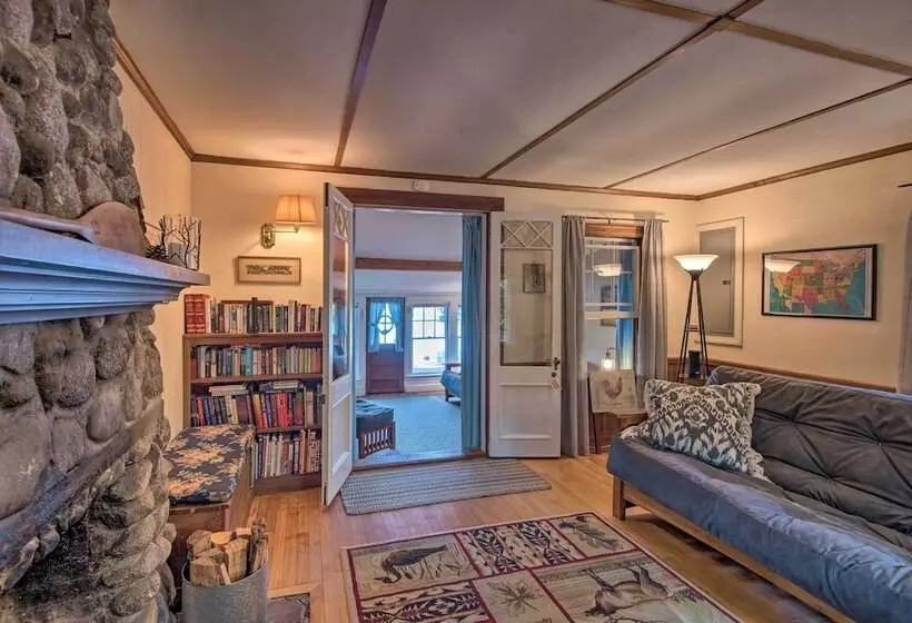 Pet Friendly Waterfront Cottage: On Site Bunkhouse