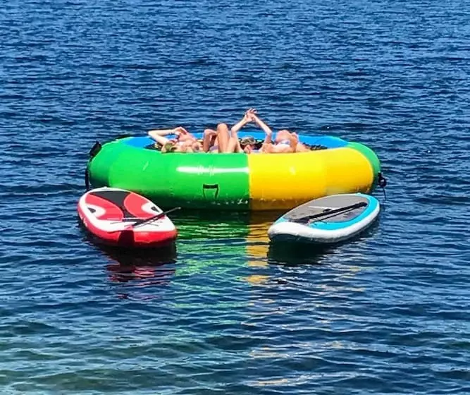 Pet Friendly Waterfront Cottage: On Site Bunkhouse