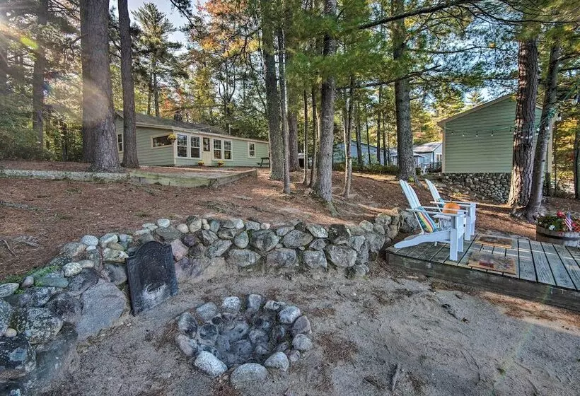 Pet Friendly Waterfront Cottage: On Site Bunkhouse