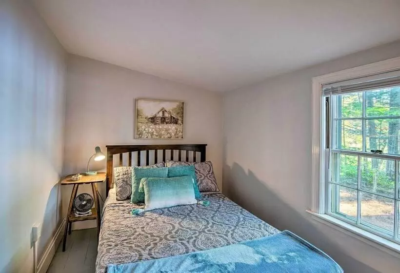 Pet Friendly Waterfront Cottage: On Site Bunkhouse