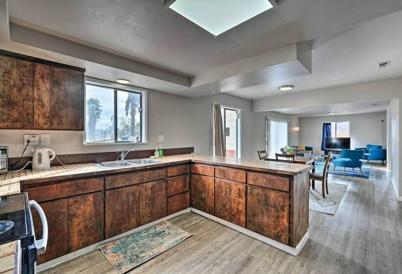 Pet Friendly Sacramento Home < 5 Mi To Dtwn!