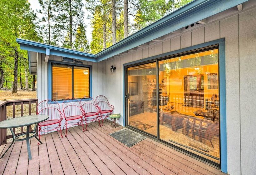 Near Fishing & Hiking: Pioneer Cabin W/ Decks