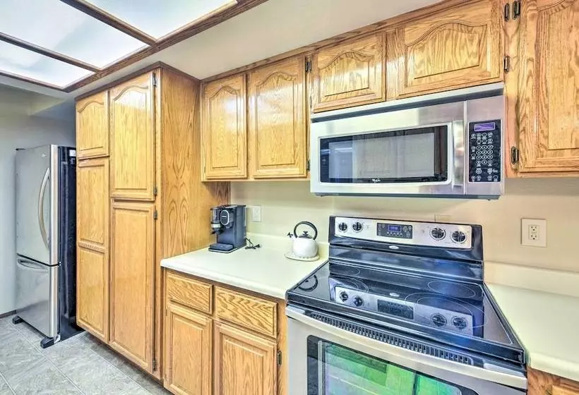 Near Fishing & Hiking: Pioneer Cabin W/ Decks