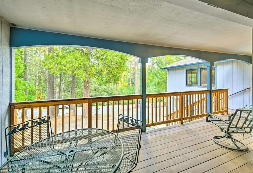 Near Fishing & Hiking: Pioneer Cabin W/ Decks