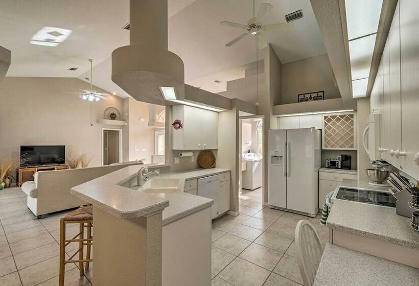 Punta Gorda Hub W/ Pool, 2 Miles To Peace River!