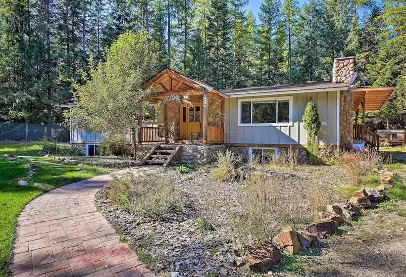 Quaint Priest Lake Cabin W/ Patio < 1 Mi To Lake!