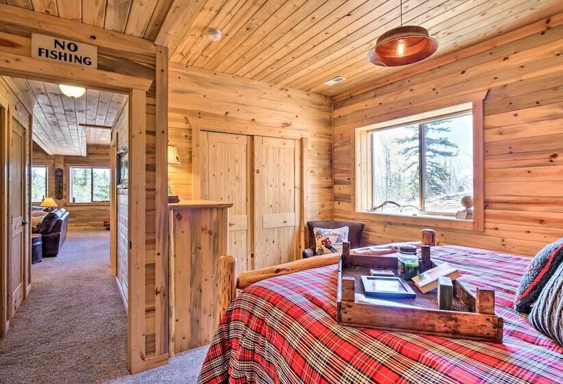 Jefferson Cabin W/ Fire Pit: Near Hiking Trails!