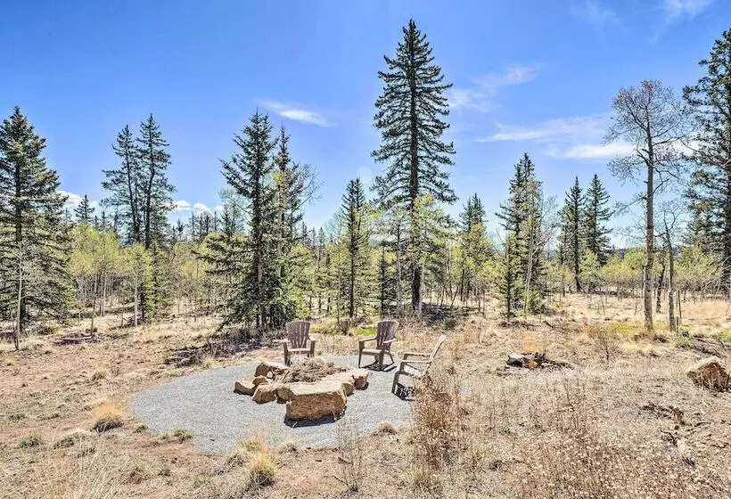 Jefferson Cabin W/ Fire Pit: Near Hiking Trails!