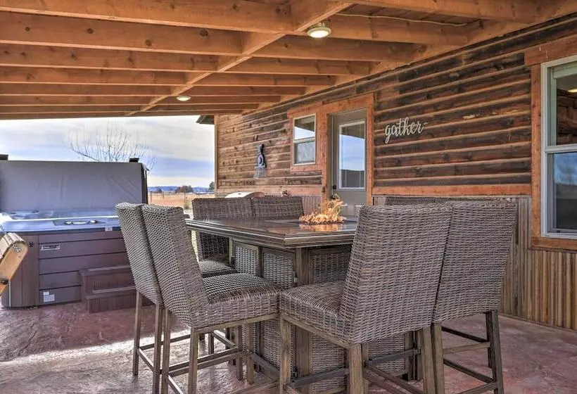 Secluded Cabin W/ Hot Tub, Game Room & Views!