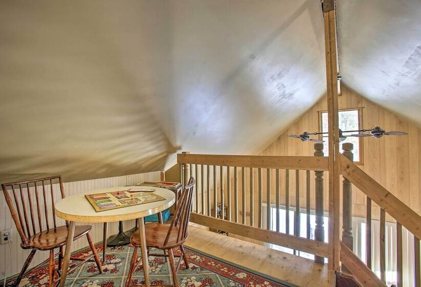 Secluded Irons Cabin W/ 5 Acre Yard, Deck, Grill!